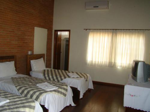 Sertaozinho Hotel | Discover Hotel Pousada Chalé das Flores: Pet-Friendly Retreat