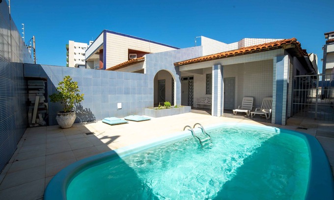 Coroa do Meio Hotel | Relax at Hotel Pousada do Farol with Pool & Breakfast