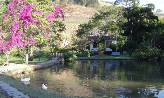 Itatiaia Hotel | Discover Hotel Pousada Esmeralda: Family-Friendly Escape