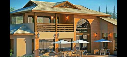 Aguas de Lindoia Hotel | Relax at Hotel Pousada Riacho da Areia with Ocean Views