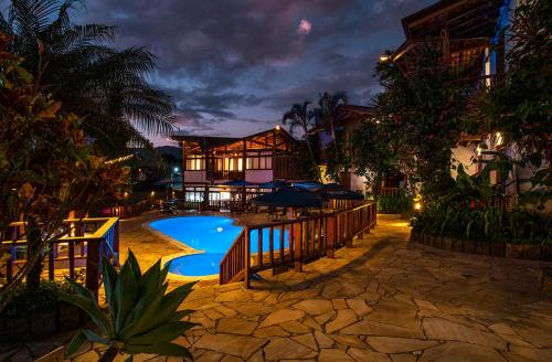 Portinho Hotel | Oceanfront Hotel Praia do Portinho with Pool & Restaurant