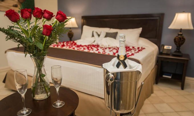 Las Tablas Hotel | Pet-Friendly Hotel Presidente Las Tablas - 5 Stars & Rated 9/10