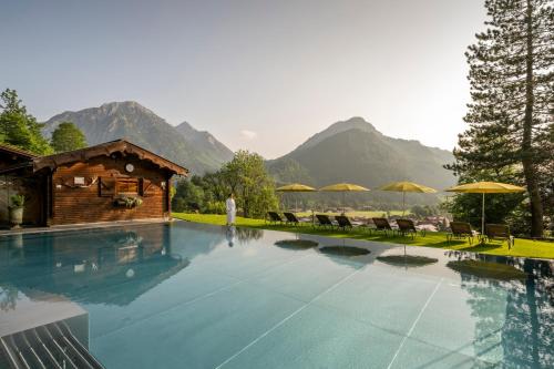 Bad Oberdorf Hotel | Experience Hotel Prinz-Luitpold-Bad: Pet-Friendly Retreat