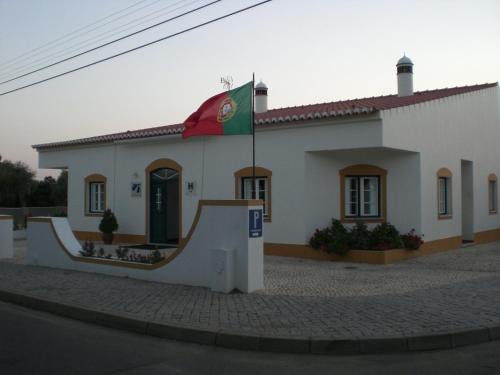 Serpa Hotel | Discover Hotel Pulo do Lobo: Family-Friendly Retreat