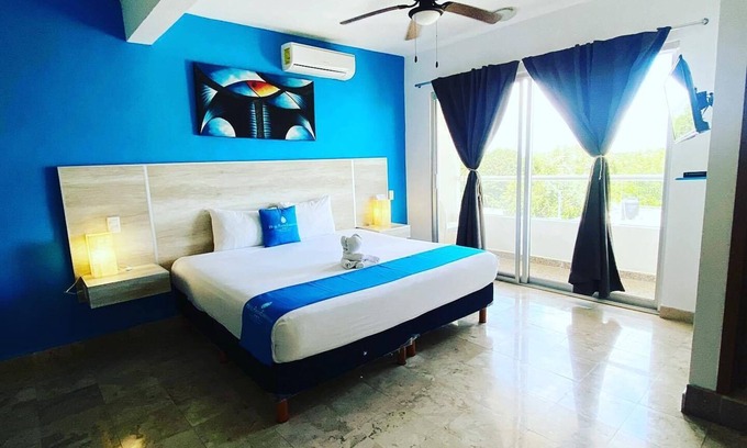 Luis Donaldo Colosio Hotel | Oceanfront Hotel Punta Esmeralda - Perfect for Families