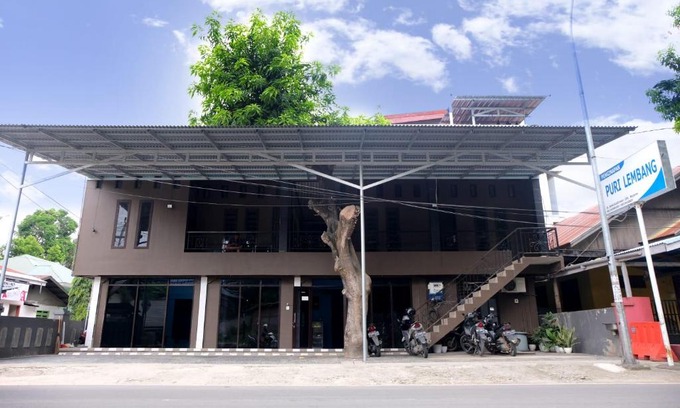 Majene Hotel | Family-Friendly Hotel Puri Lembang Near Universitas Sulawesi Barat