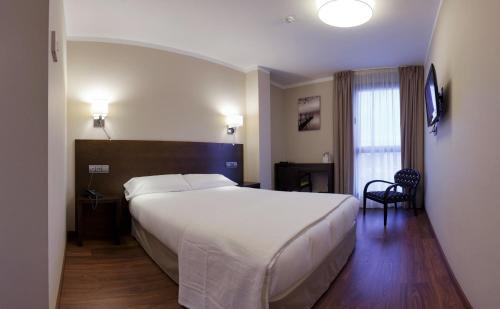 Valladolid Hotel | Modern Hotel Río Hortega: Family-Friendly & Accessible Stay