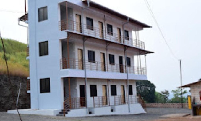 Mahad Hotel | Relax at Hotel Raigad Farm House with Pool and Breakfast