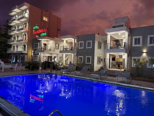 Khubi Hotel | Hotel Rajadhiraj