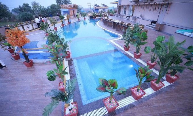 Mau Ranipur Hotel | Hotel Ramvan