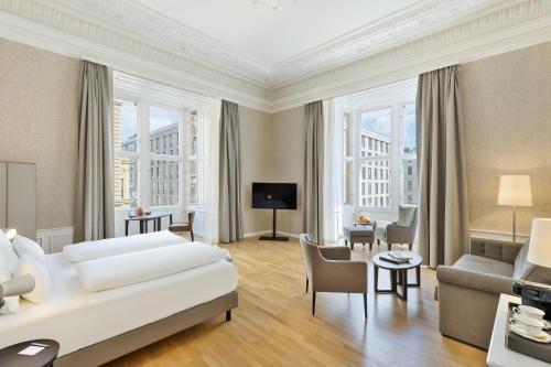 Innere Stadt Hotel | Discover Hotel Rathauspark Wien - A 4-Star Gem Awaits You