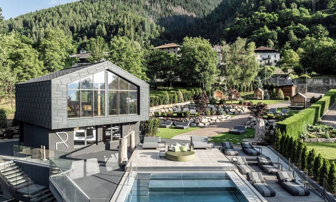 Mezzana Hotel | Discover Hotel Ravelli: Guest Rated 9.8 with Pool & Spa