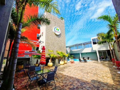 Xilitla Hotel | Exceptional Stay at Hotel Real de Lua with Pool & Breakfast
