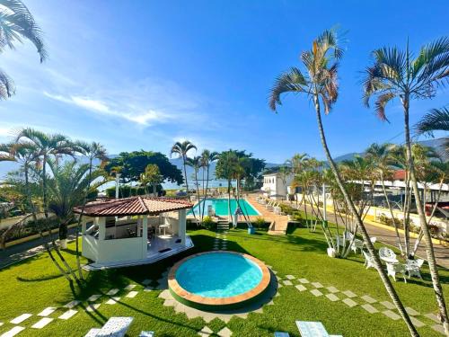 Centro Hotel | Discover Hotel Recanto dos Pássaros: Pool & Family Amenities
