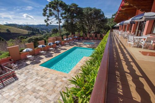 V Cristina Hotel | Discover Hotel Recanto São Cristóvão near Parque Tarundu