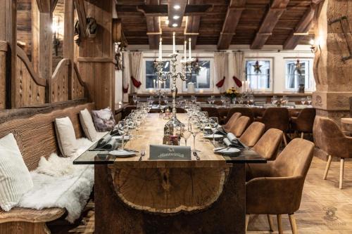 Kaisersbach Hotel | Pet-Friendly Retreat at Hotel Reich am Ebnisee – 8.5/10