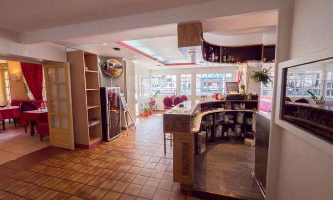 Auch Hotel | Relax at Hotel Relais de Gascogne with Family-Friendly Amenities