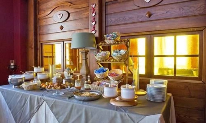 Chatillon Hotel | Relaxing Retreat at Hotel Rendez Vous with Spa & Hot Tub