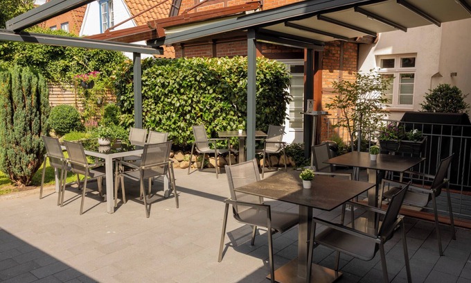 Rendsburg Hotel | Discover Hotel Rendsburg: Family-Friendly with Great Dining