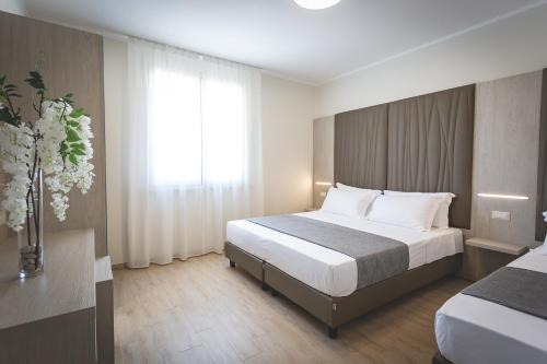 Rosignano Marittimo Hotel | Guest Rated Hotel Residence Vallecorsa with Top Amenities