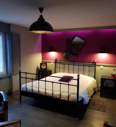 Courseulles-sur-Mer Hotel | Discover La Pêcherie: Pet-Friendly Stay with Breakfast