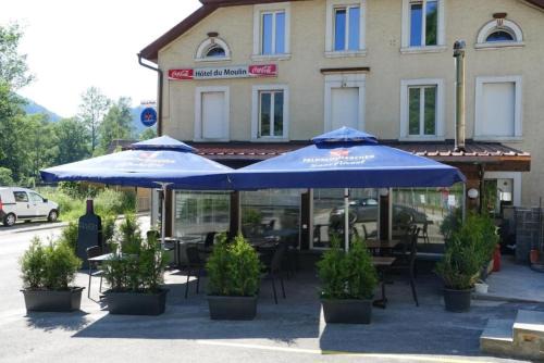 Saint-Sulpice Hotel | Discover Hotel Restaurant du Moulin: Family-Friendly Retreat