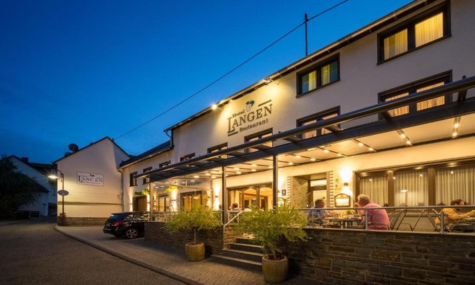 Kattenes Hotel | Discover Hotel-Restaurant Langen: Family-Friendly & Rated 8.3