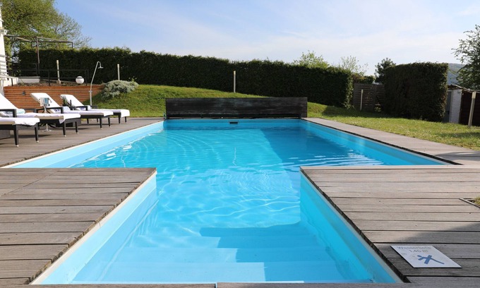 Horchheim Hotel | Relax at Hotel Restaurant Weinlaube with Pool & Breakfast