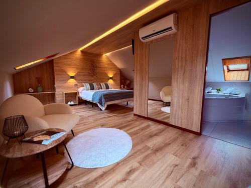 Arcade Hotel | Charming Getaway at Hotel Restaurante GBC Isape