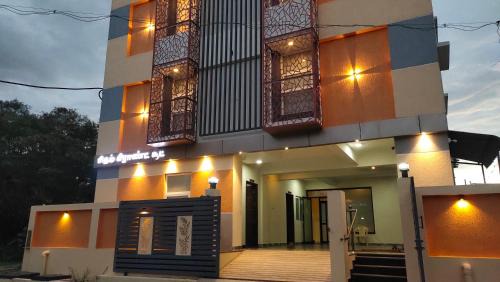 Tiruchirappalli Hotel | Discover Comfort at Hotel Rhythm Grand Suite