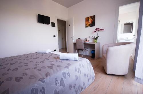 San Gottardo Hotel | Experience Hotel Ristorante Fortuna with Private Beach Access