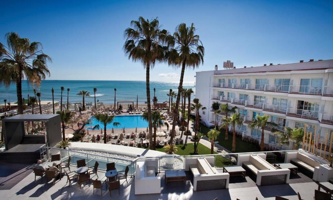 Carihuela Hotel | Tranquil Retreat at Hotel Riu Nautilus - Adults Only