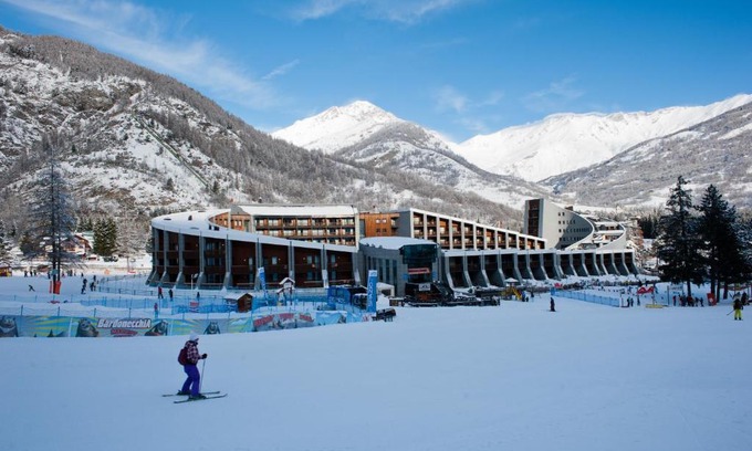 Bardonecchia Hotel | Relaxing Retreat at Hotel Rivè - Campo Smith Complex