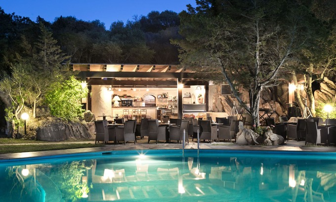 San Pantaleo Hotel | Relaxing Retreat at Hotel Rocce Sarde with Ocean View Pool