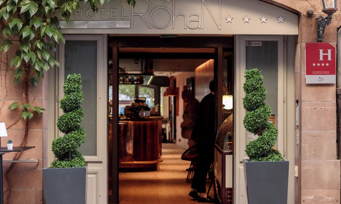 City-Centre - Petite France Hotel | Discover Hotel Rohan: 4-Star Comfort with Family-Friendly Perks
