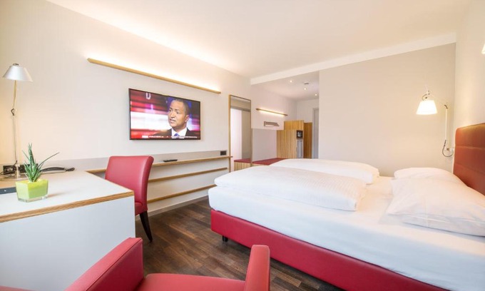 Korb Hotel | Delightful Hotel Rommel: Family-Friendly Stay with Breakfast