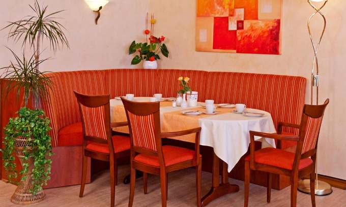 Rhein-Erft-Kreis District Hotel | Family-Friendly Stays at Hotel Rosenhof – Rated 8.3/10