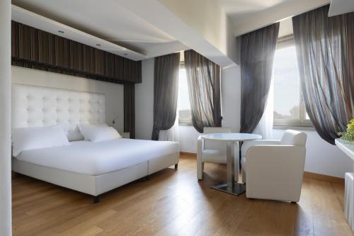 Caserta Hotel | Discover Hotel Royal Caserta: Family-Friendly Stay Awaits