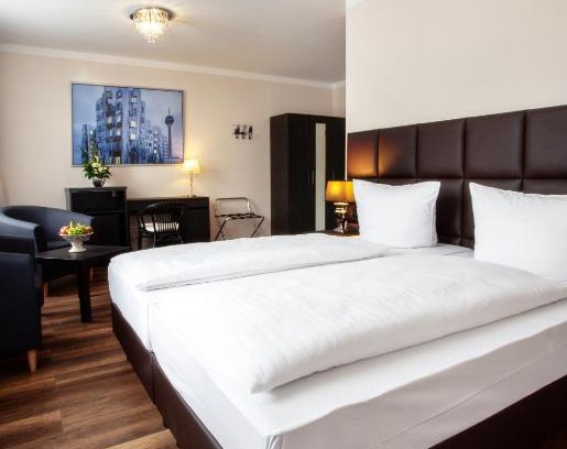 Juelich Hotel | Discover Hotel Royal Jülich: Family-Friendly Getaway