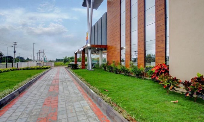 Kolar Apartment | Budget-Friendly Hotel Royal Suites: Pet & Child Friendly