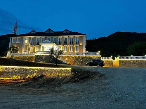 Rubik Hotel | Highly Rated Hotel Rubin: Family-Friendly Dining Awaits