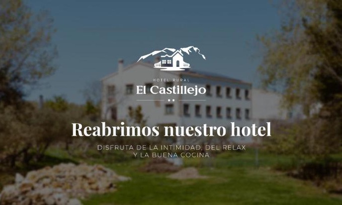 Cuevas del Becerro Hotel | Cozy Hotel Rural El Castillejo: Wheelchair Accessible Getaway