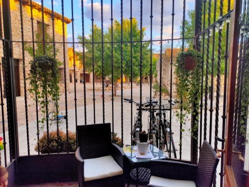 Torremocha de Jarama Hotel | Pet-Friendly Hotel Rural Luna Llena with Pool & Family Dining