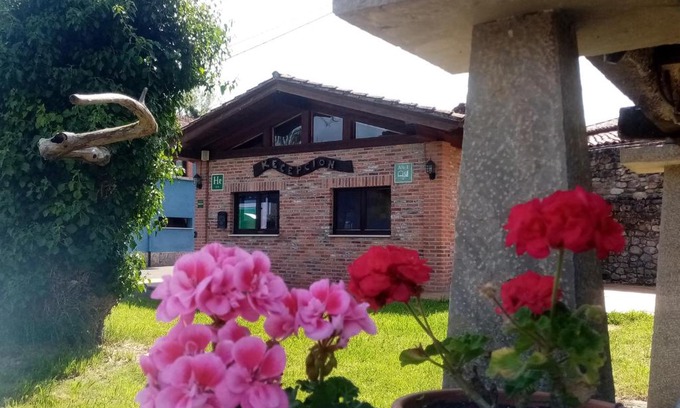 La Vega de los Caseros Hotel | Charming Retreat at Hotel Rural Posada Del Monasterio