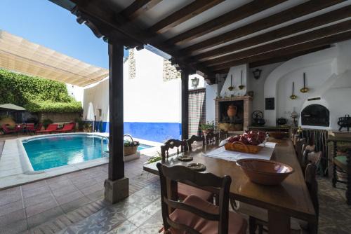 Almagro Hotel | Scenic Hotel Rural Tia Pilar with Oceanfront Pool Access