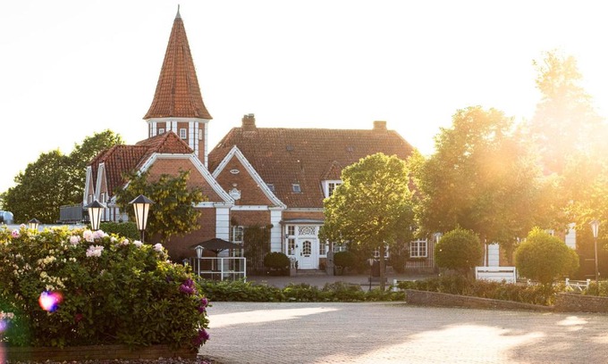 Ringsted Hotel | Discover Relaxation at Hotel Sørup Herregaard with Spa & Pool