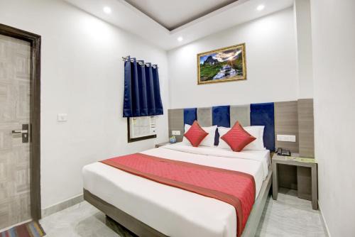Paharganj Hostel | Budget-Friendly Hostel S B Near New Delhi Train Station