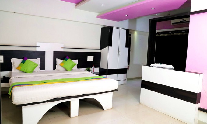 Nashik Road Hotel | Discover Hotel Sachin Regency Nashik with Spa & Breakfast