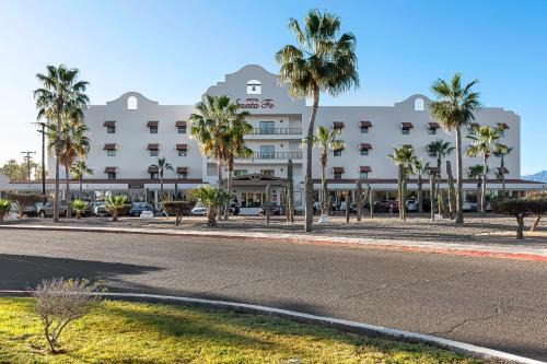 Loreto Hotel | Relax at Hotel Santa Fe Loreto with Pool & Pet-Friendly Perks