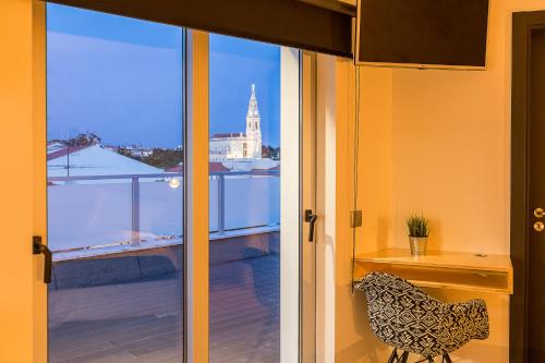 Fatima Hotel | Discover Hotel Santa Isabel: Family-Friendly Retreat